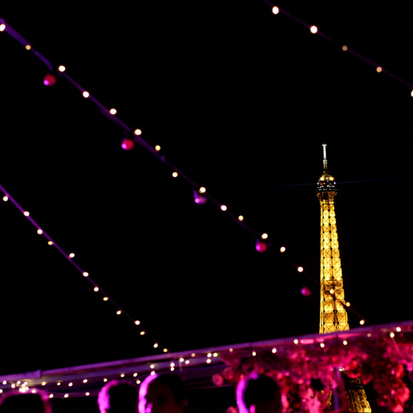 Exclusif - Ambiance - M.Ménard fête son anniversaire au Rose Bonbon à Paris, France, le 19 juillet 2022. © Rachid Bellak/Bestimage