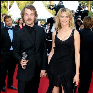 Jocelyn Quivrin et Alice Taglioni - Montée des marches du film "Cache", 58e Festival de Cannes.