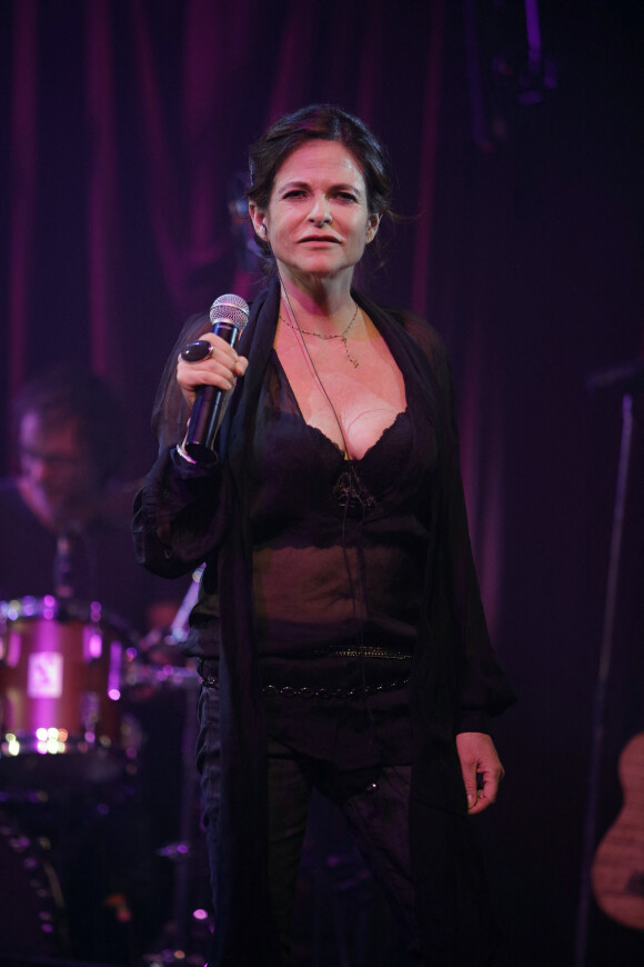 Charlotte Valandrey a fêté son 50e anniversaire lors de son concert au Zèbre de Belleville à Paris. Le 29 novembre 2018. © Cédric Perrin / Bestimage 