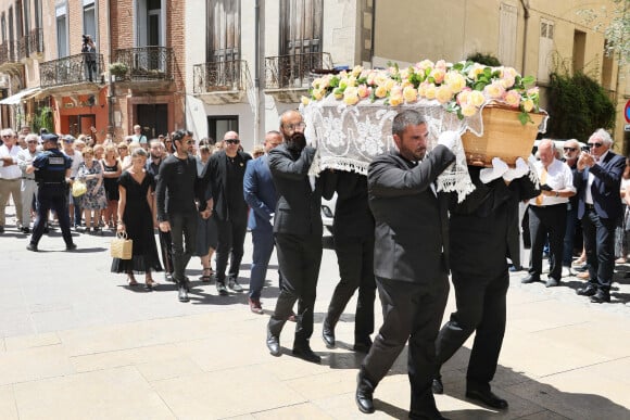 Julien Auger (fils de Dani), Emmanuel Auger (beau-fils de Dani) - Obsèques de Dani en la cathédrale Saint Jean-Baptiste de Perpignan, le 26 juillet 2022.