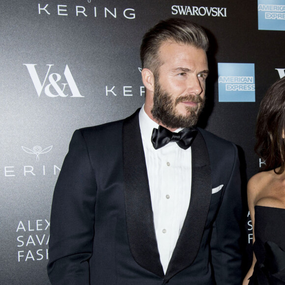 David Beckham et sa femme Victoria Beckham - Gala "Alexander McQueen : Savage Beauty" au Victoria and Albert Museum à Londres, le 12 mars 2015. 