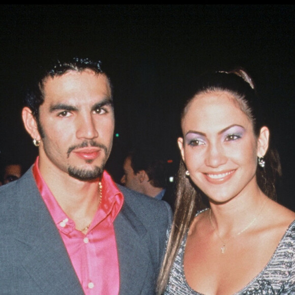 Archives - Jennifer Lopez et son mari Ojani Noa - Première "U Turn" en 1997