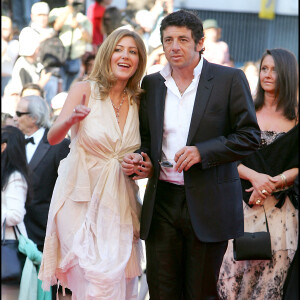 Patrick Bruel et sa femme Amanda Sthers - Montée des marches pour le film "LES CHANSONS D' AMOURS" Cannes 2007 