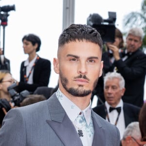 Baptiste Giabiconi - Montée des marches du film " Top Gun : Maverick " lors du 75ème Festival International du Film de Cannes. Le 18 mai 2022 © Olivier Borde / Bestimage 