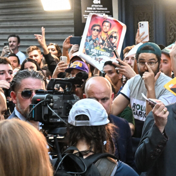 Brad Pitt - Arrivées à la première du film "Bullet Train" au Grand Rex à Paris de Brad Pitt et l'équipe du film dont Elsa Leeb (attachée de presse du film) le 18 juillet 2022. 