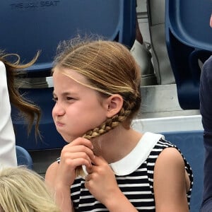 Le prince William, Kate Middleton et la princesse Charlotte de Cambridge assistent au Jeux du Commonwealth au centre sportif de l'Université de Birmingham. Le 2 août 2022.