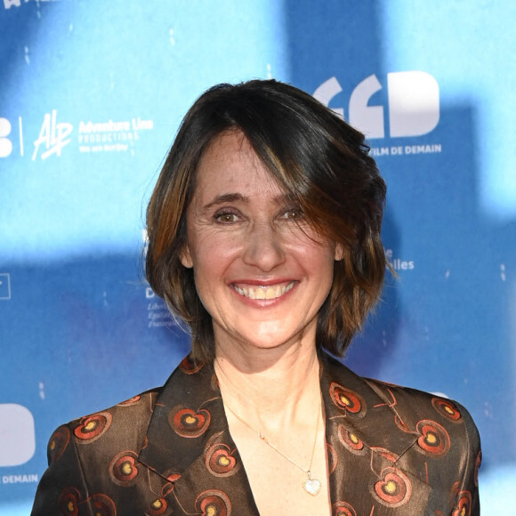 Alexia Laroche-Joubert au photocall du jury de la première édition du film de demain (FFD) au Ciné Lumière de Vierzon, le 2 juin 2022. © Coadic Guirec / Bestimage