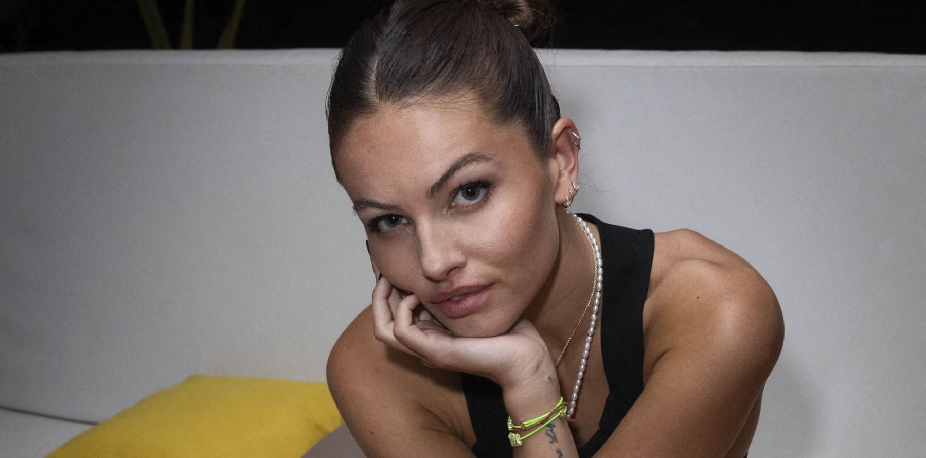 Thylane Blondeau Pose Avec Sa Demi Soeur Sa Jumelle Duo Canon Ibiza Purepeople