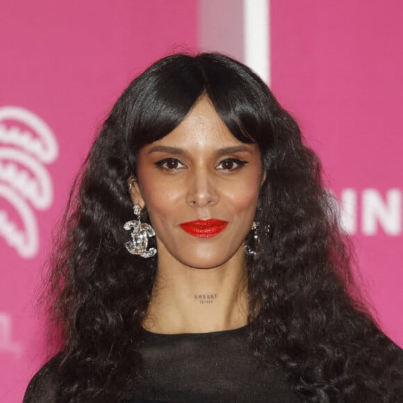 Shy'm (Tamara Marthe) pour la série "Cannes Confidential" - Photocall lors de la 5ème saison du festival International des Séries "Canneseries" à Cannes le 4 avril 2022. © Denis Guignebourg / Bestimage 