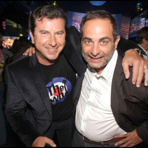 Laurent Fontaine et Pascal Bataille - Les animateurs de la radio NRJ s'éclatent au VIP Room de Paris le 6 septembre 2010
