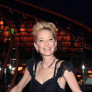 Anne Heche - Les célébrités fêtent l'ouverture du restaurant "MainRo" à Los Angeles, le 24 février 2022. 