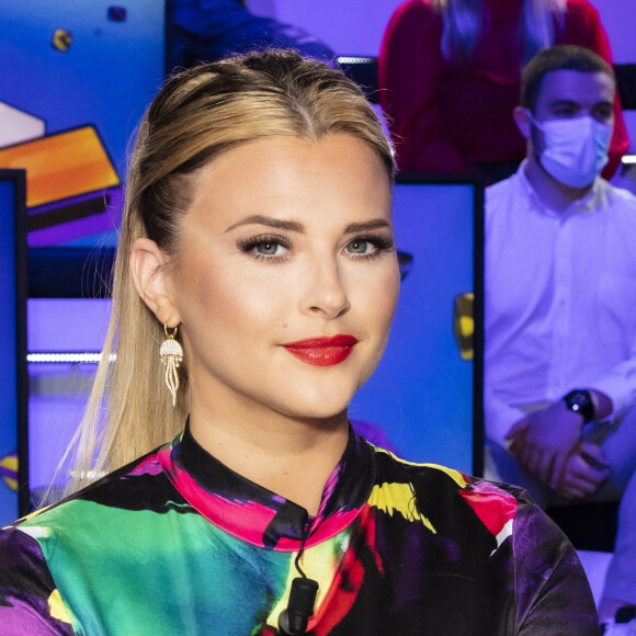 Exclusif - Kelly Vedovelli - Enregistrement de l'émission "TPMP (Touche Pas à Mon Poste)", présentée par C.Hanouna et diffusée en direct sur C8 le 7 juin © Jack Tribeca / Bestimage