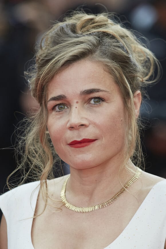 Blanche Gardin - Montée des marches du film " France " lors du 74ème Festival International du Film de Cannes. Le 15 juillet 2021 © Borde-Jacovides-Moreau / Bestimage 