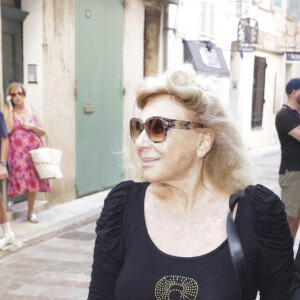 Jean-Christophe Molinier, Nicoletta - Messe hommage en mémoire de Ivana Trump, morte le 14 juillet 2022, en l'église de Saint-Tropez le 9 août 2022. © Jack Tribeca / Bestimage 