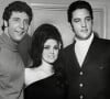Elvis Presley, sa femme Priscilla Presley et le chanteur Tom Jones