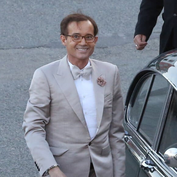 Mariage de Jean-Luc Delarue et Anissa Kehl à Belle-île-en-mer, le 12 mai 2012. Après la cérémonie, le couple a dîné au café de la Cale à Sauson.