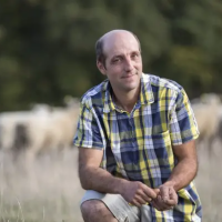 Laurent (L'amour est dans le pré) endetté : ses tristes révélations et son touchant appel à l'aide