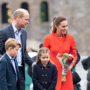 Le prince William, duc de Cambridge, et Catherine (Kate) Middleton, duchesse de Cambridge, accompagnés de leurs enfants, le prince George de Cambridge et la princesse Charlotte de Cambridge en visite au château de Cardiff, Royaume Uni, le 4 juin 2022, à l'occasion du jubilé de platine de la reine d'Angleterre. 