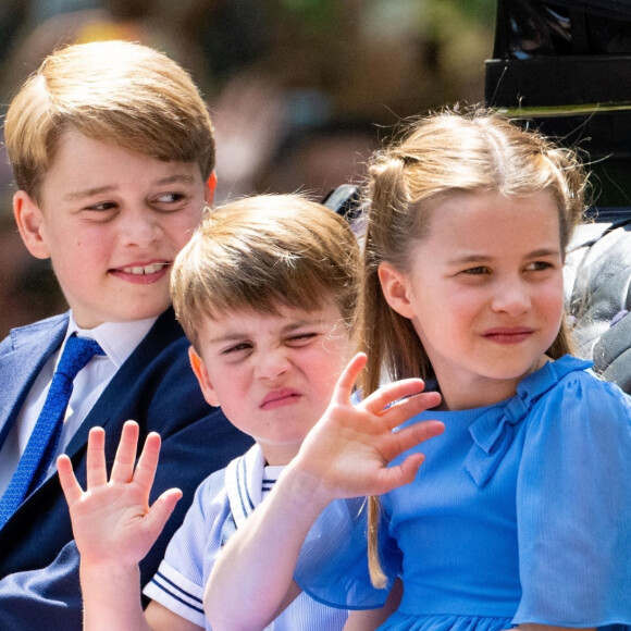 Le prince George de Cambridge, Le prince Louis de Cambridge, La princesse Charlotte de Cambridge - Les membres de la famille royale lors de la parade militaire "Trooping the Colour" dans le cadre de la célébration du jubilé de platine (70 ans de règne) de la reine Elizabeth II à Londres, le 2 juin 2022. 