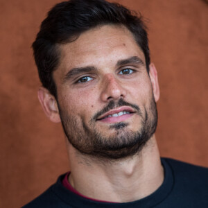 Fiançailles - Florent Manaudou annonce ses fiançailles avec Pernille Blume - Florent Manaudou - People au village pour la finale hommes lors des internationaux de France de tennis de Roland Garros 2019 à Paris le 9 juin 2019. © Jacovides - Moreau / Bestimage