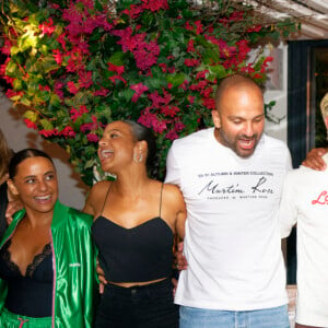 Exclusif - M. Pokora (Matt Pokora), sa femme Christina Milian, Tony Parker, sa compagne Alizé Lim et le frère de Tony, Terence Jonathan " TJ " Parker, au VIP Room à Saint-Tropez, Côte d'Azur, France, le 22 août 2022. © Hippolyte Hamonet/Bestimage