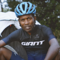 Mort de Suleiman Kangangi (33 ans) : la star du cyclisme succombe à ses blessures après une terrible chute