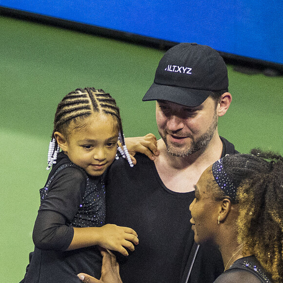 Alexis Ohanian, le mari de Serena et leur fille Olympia - Serena Williams remporte son match de premier tour contre D.Kovinic lors du tournoi US Open 2022 au Billie Jean King National Tennis Center de l'USTA à New York le 29 août 2022. © Prensa Internacional via ZUMA Press Wire / Bestimage