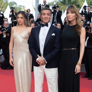 Sylvester Stallone, sa femme Jennifer Flavin et leur fille Sistine - Montée des marches du film "Hors Normes" pour la clôture du 72ème Festival International du Film de Cannes. Le 25 mai 2019 © Borde / Bestimage