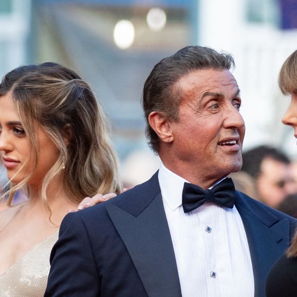 Sylvester Stallone, sa femme Jennifer Flavin et leur fille Sistine - Montée des marches du film "Hors Normes" pour la clôture du 72ème Festival International du Film de Cannes. Le 25 mai 2019 © Borde / Bestimage 