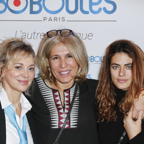 Exclusif - Prix Spécial - Marie Ménager entre Marie-Hélène Le Borges et sa fille Alyson Le Borges - People à la soirée de lancement de "BoBoules, l'autre pétanque" à l'Hôtel Napoléon à Paris. Le 7 novembre 2016 © Philippe Doignon / Bestimage