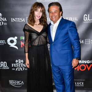 Anne Parillaud, Francois-Marc Sastre au photocall de la cérémonie du prix "Filming Italy Best Movie Achievement" lors de la 79ème édition du festival international du film de Venise (La Mostra), Italie, le 4 septembre 2022. © SGP/Bestimage