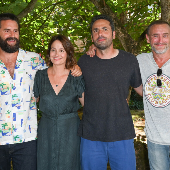 Grégoire Ludig, Marie Gillain, Julien Guetta et Jean-Paul Rouve - Photocall du film "Les cadors" lors du 15ème Festival du Film Francophone d'Angoulême. Le 24 août 2022 © Coadic Guirec / Bestimage