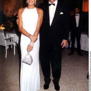 Prince Laurent de Belgique et la princesse Stéphanie de Monaco, au bal de la Croix rouge en 1999