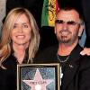 Ringo Starr reçoit son étoile sur le Walk of fame, avec sa femme Barbara Bach, à Los Angeles, le 8 février 2010 !