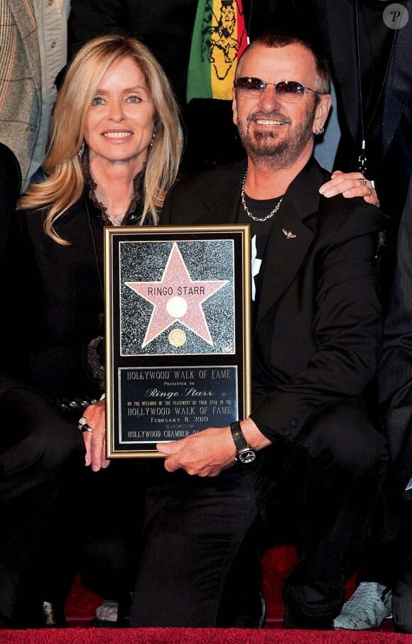 Ringo Starr reçoit son étoile sur le Walk of fame, avec sa femme Barbara Bach, à Los Angeles, le 8 février 2010 !