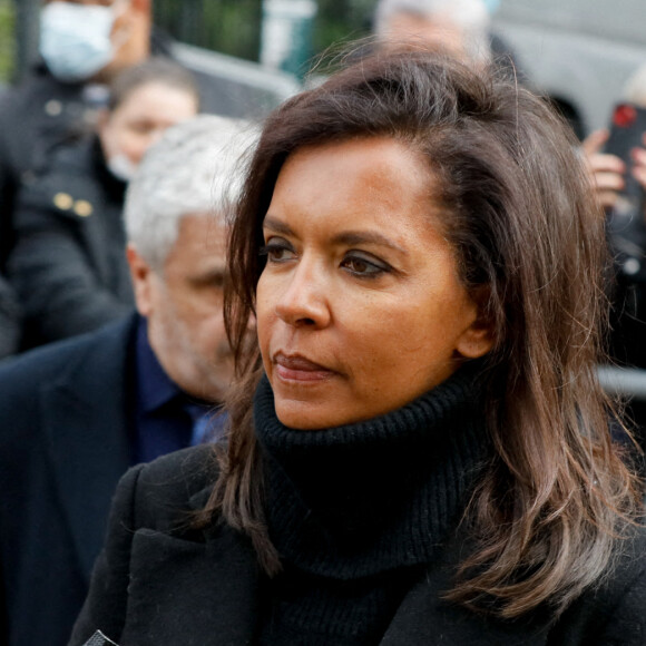 Karine Le Marchand - Obsèques de Jean-Pierre Pernaut en la Basilique Sainte-Clotilde à Paris le 9 mars 2022. © Christophe Clovis / Bestimage