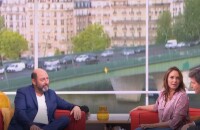 Kad Merad face à Julia Vignali dans "Télématin" sur France 2