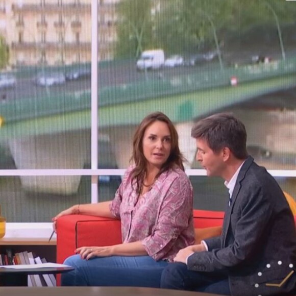 Kad Merad face à Julia Vignali et Thomas Sotto dans "Télématin", le 14 septembre 2022, sur France 2