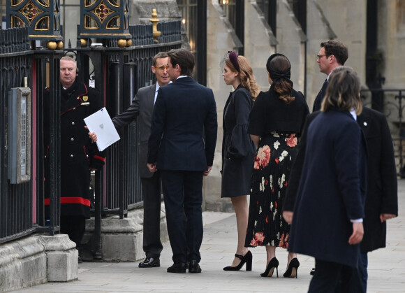 La princesse Beatrice d'York et son mari Edoardo Mapelli Mozzi, la princesse Eugenie d'York et son mari Jack Brooksbank - Arrivées de la famille royale d'Angleterre au Service d'action de grâce en hommage au prince Philip, duc d'Edimbourg, à l'abbaye de Westminster à Londres. Le 29 mars 2022