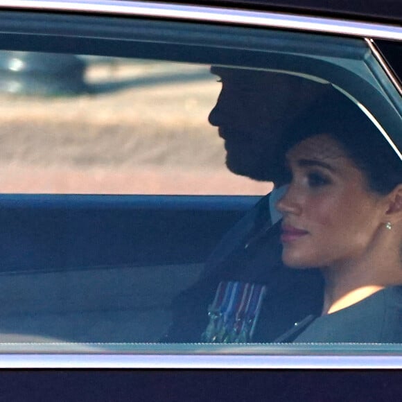 Meghan Markle, duchesse de Sussex - Procession cérémonielle du cercueil de la reine Elisabeth II du palais de Buckingham à Westminster Hall à Londres, Royaume Uni, le 14 septembre 2022. 