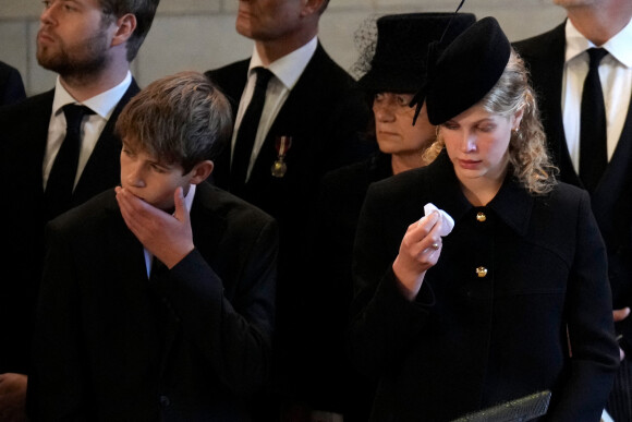 James, Vicomte Severn et Lady Louise Windsor - Intérieur - Procession cérémonielle du cercueil de la reine Elisabeth II du palais de Buckingham à Westminster Hall à Londres. Le 14 septembre 2022 