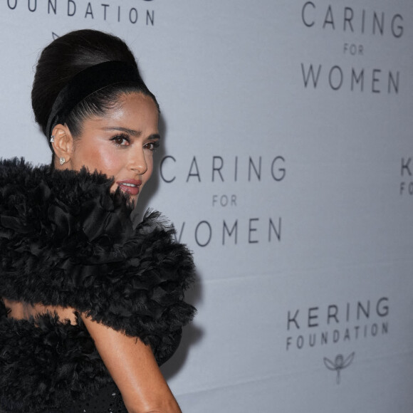 Salma Hayek - Photocall de la soirée de gala Kering Foundation's Caring For Women Dinner à New York le 15 septembre 2022.