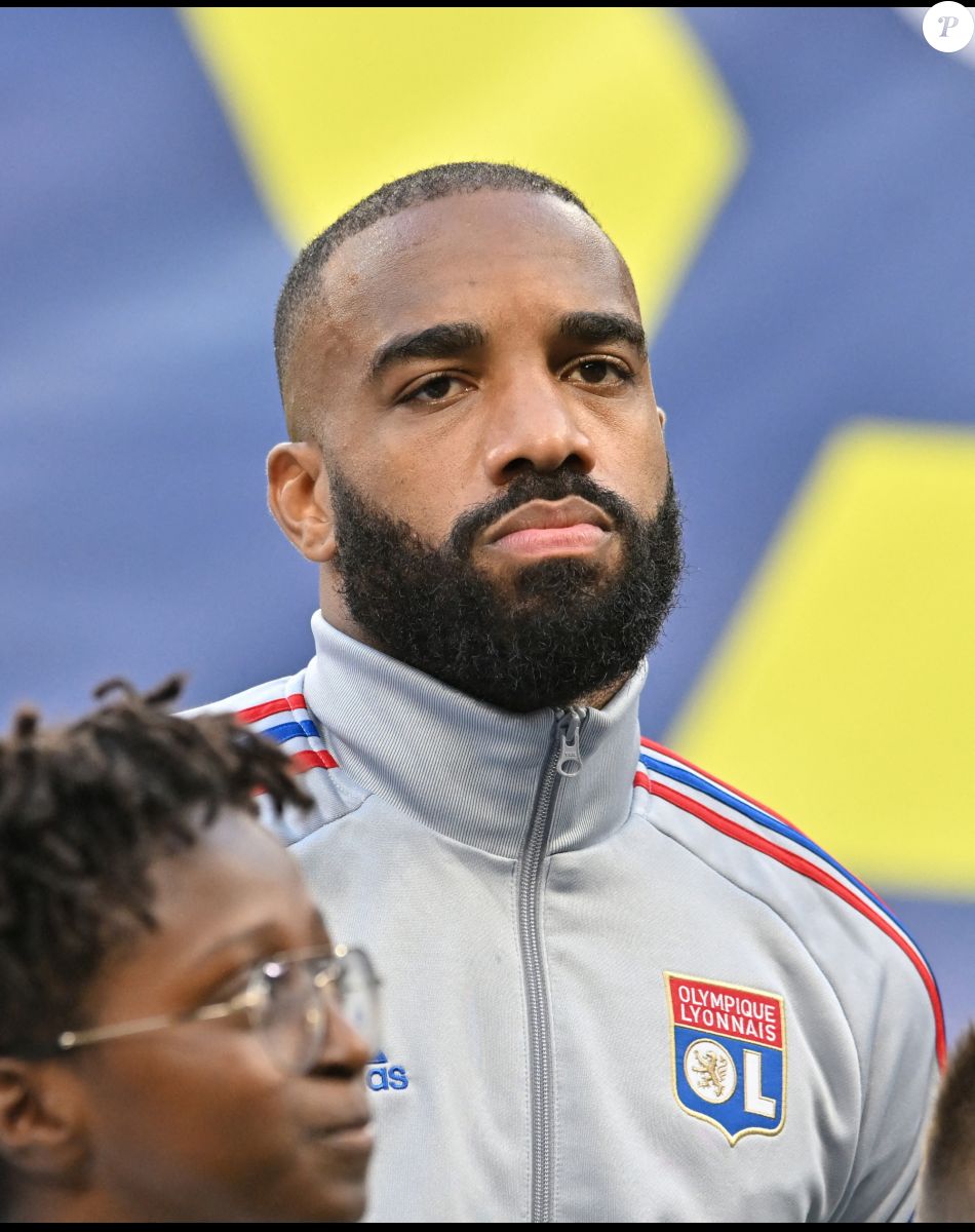 Alexandre Lacazette (lyon) lors du match de championnat de Ligue 1 Uber Eats opposant l'Olympique Lyonnais (OL) au SCO Angers au stade Groupama à Decines-Charpieu. Lyon a gagné 5-0. © Frédéric Chambert/Panoramic/Bestimage