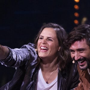 Exclusif - Laure Manaudou et son mari Jérémy Frérot - Enregistrement de l'émission "La Chanson secrète 11" à Paris, diffusée le 24 juin sur TF1. Le 18 janvier 2022 Après le succès des précédentes éditions, " LA CHANSON SECRETE ", présentée par N.Aliagas et produite par DMLS TV, revient sur TF1. 8 artistes ne savent rien de ce qui va se passer pour eux ! Ils ont accepté de jouer le jeu, de se laisser totalement surprendre, émouvoir, parfois même déstabiliser car ils vont découvrir en même temps que les téléspectateurs une surprise : une chanson qui leur est chère revisitée et réinterprétée par un artiste. Des mises en scène spectaculaires au service de l'émotion... Et des émotions fortes pour l'artiste assis dans le fauteuil grâce à la venue sur le plateau de proches et d'invités inattendus. Les téléspectateurs seront aux premières loges pour vivre ces moments d'intimité musicale rare. Dans ce nouveau numéro, un couple rare en télévision, un chef étoilé, un invité piégé venu pour répéter une surprise à un autre guest sans s'attendre à être lui-même invité dans le fauteuil, des participants exceptionnels tels que le frère d'un guest pour la première fois en France... © Cyril Moreau / Bestimage 