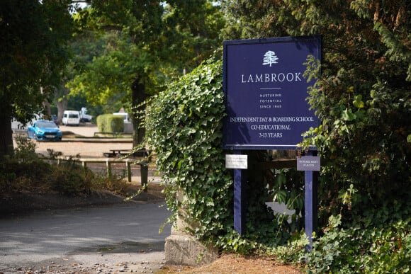 L'entrée de l'école privée Lambrook School où seront scolarisés les enfants du duc et de la duchesse de Cambridge, Charlotte, George et Louis.