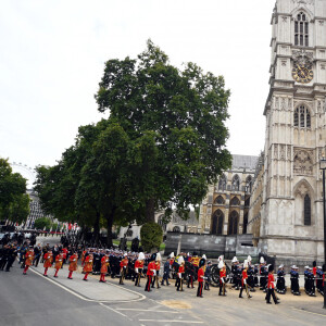 Procession du cercueil de la reine Elizabeth II d'Angleterre de Wesminster Hall où il était exposé au public, jusqu'à l'Abbaye de Westminster. Londres, le 19 septembre 2022.