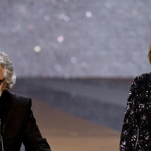 Nicolas Marié et Nathalie Baye sur scène lors de la 46ème cérémonie des César à l'Olympia à Paris le 12 mars 2021. © Bertrand Guay/ Pool / Bestimage.