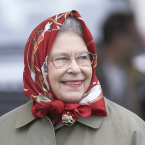 La reine Elizabeth II d'Angleterre assiste au Royal Windsor horse show. Le 14 mai 2010. @ GoffPhotos.com