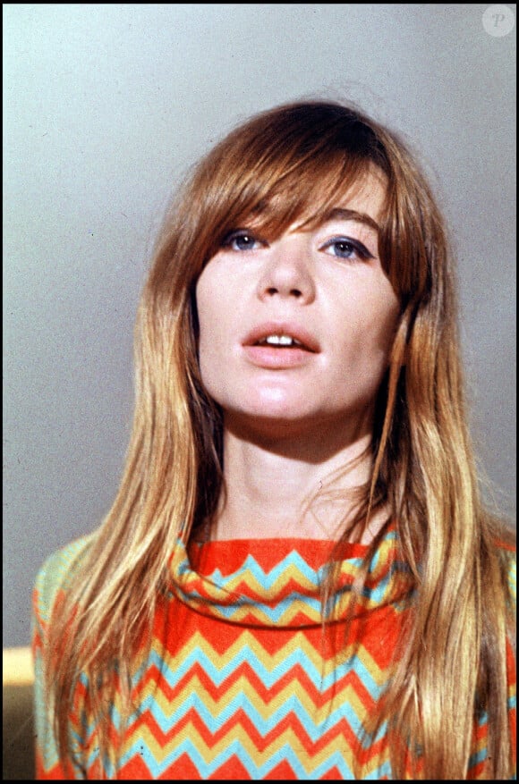 Le cancer était apparu dans sa vie dès 2004, prenant plusieurs formes et lui faisant vivre un cauchemar.
Archives - Portrait de Françoise Hardy.