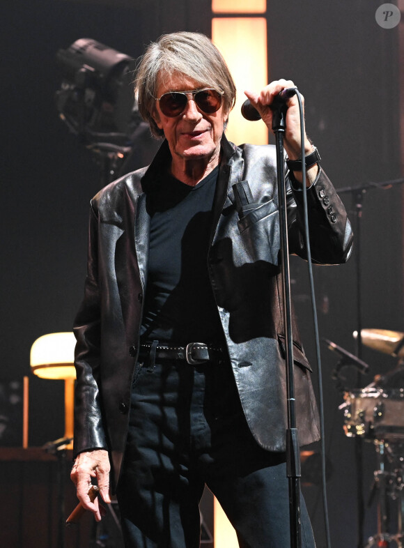 Jacques Dutronc et Thomas Dutronc en showcase de leur tournée "Dutronc & Dutronc" au Centre Evénementiel de Courbevoie le 11 avril 2022. © Coadic Guirec/Bestimage